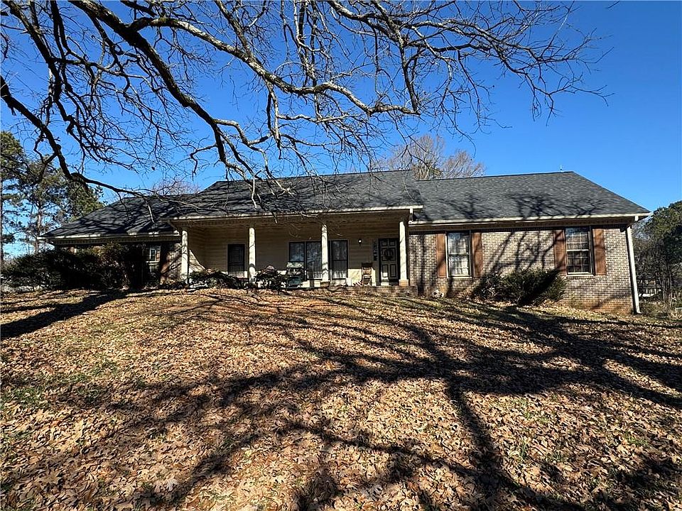 1st image of 144 Rockbridge Rd SW