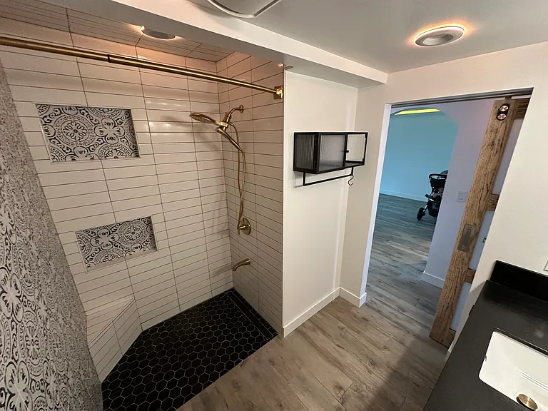 7668 Baypoint Dr #101 — Photo 12