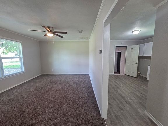 4th image of 6005 Colorado St