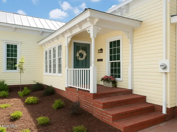 103 N Mckay Avenue, Dunn, NC 28334