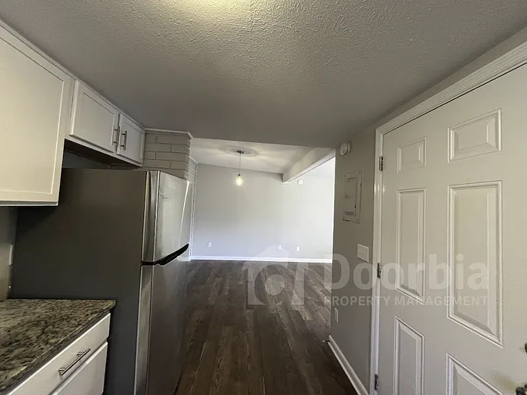 6333 Kimberly Ln — Photo 2