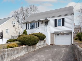 116 Acorn St, Bridgeport, CT 06606