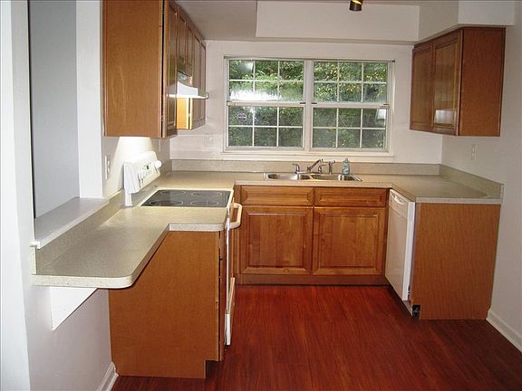 4th image of 12225 Stevenson Ct