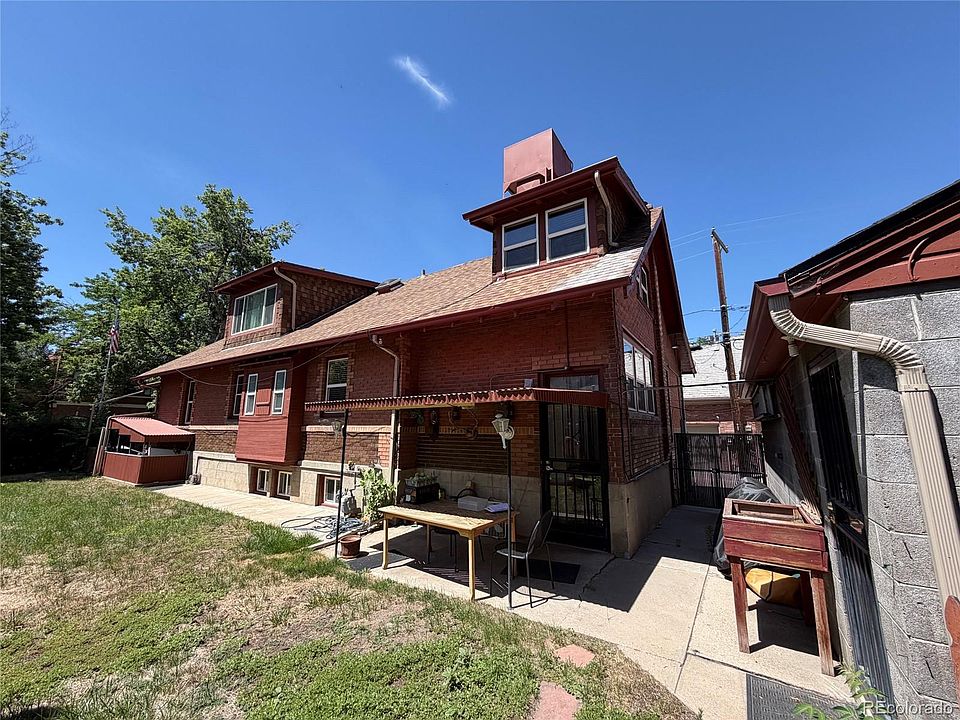 2nd image of 2621 E 4th Avenue