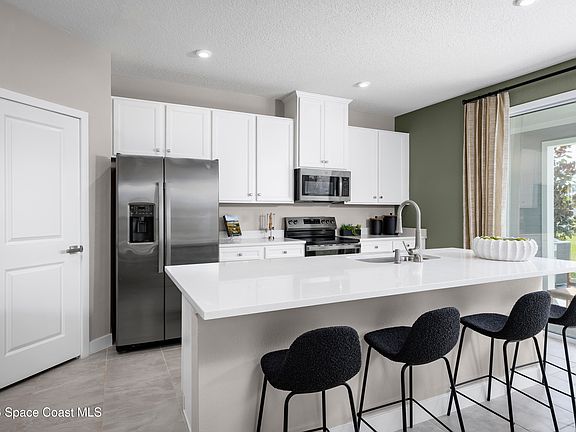 5th image of 1718 Kendall Pointe Pl