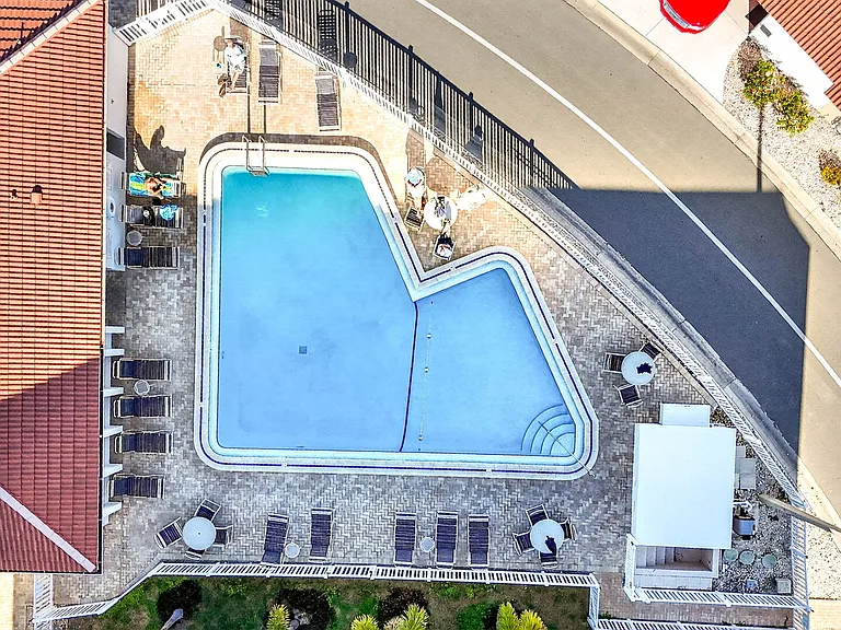 Vista Hermosa Cir — Photo 4