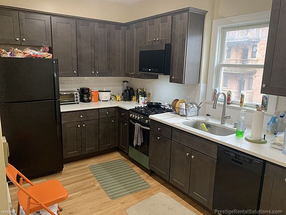 landlord_unit_photo_65281894_1