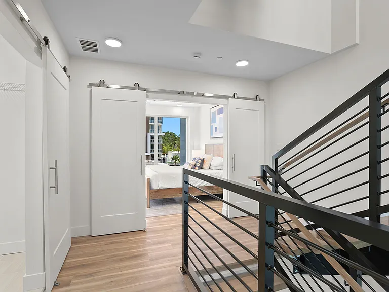 864 N Osceola Ave — Photo 16