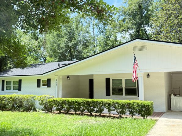 914 NW 39th Dr