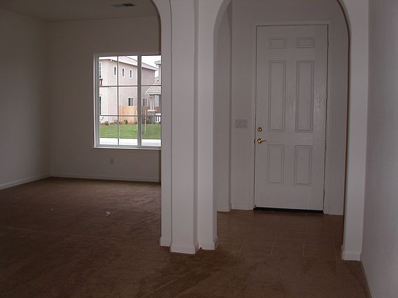 Den/Family Room #1