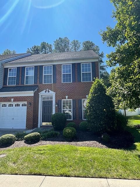 1st image of 5815 Park Creste Dr