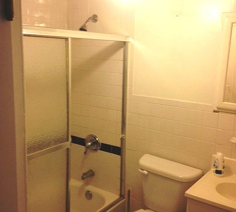 3rd image of 87 Saint James Pl