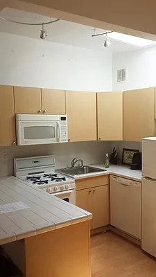 Rented by New York Residence | media 10