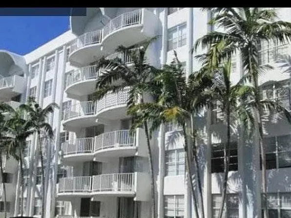 492 NW 165th Street Rd APT C216, Miami, FL 33169