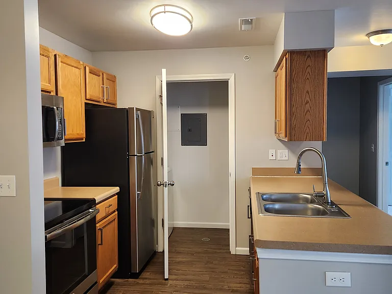Abbey Ridge Apartment Homes — Photo 103