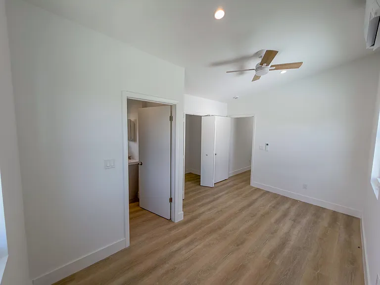3603 Charles Ave — Photo 37