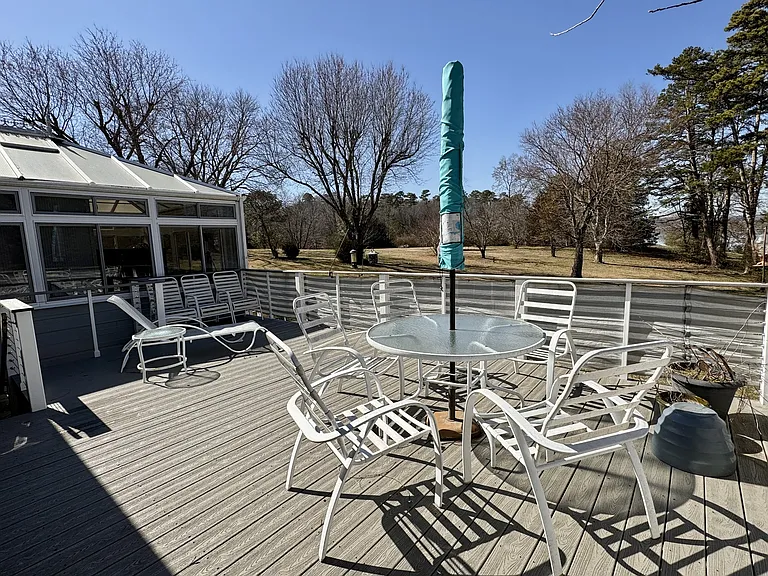 891 Leona Dr — Photo 31