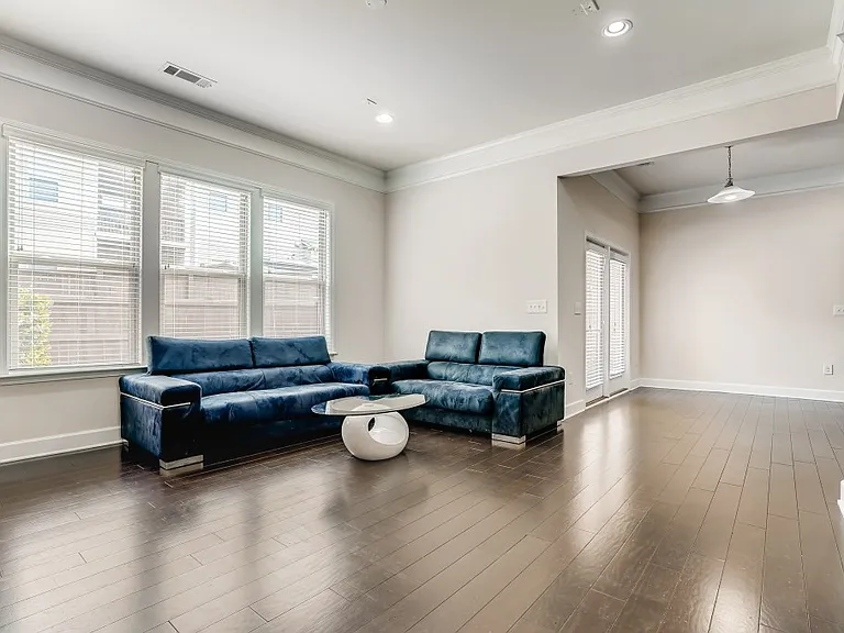 2544 Josselyn Ln SE — Photo 8