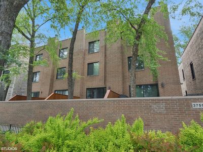 3759 N Kenmore Ave APT A, Chicago, IL, 60613