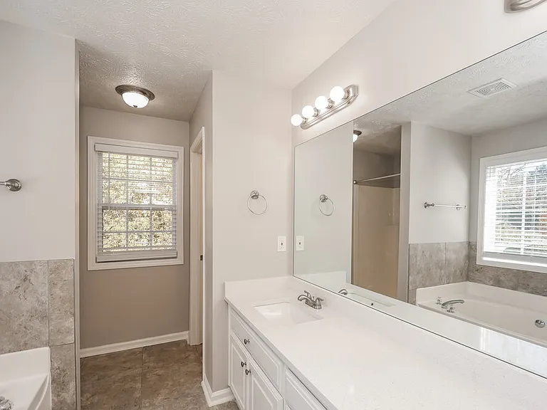1716 Anniston Dr — Photo 12