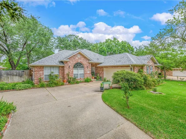 4605 Double Eagle Ct, College Station, TX 77845