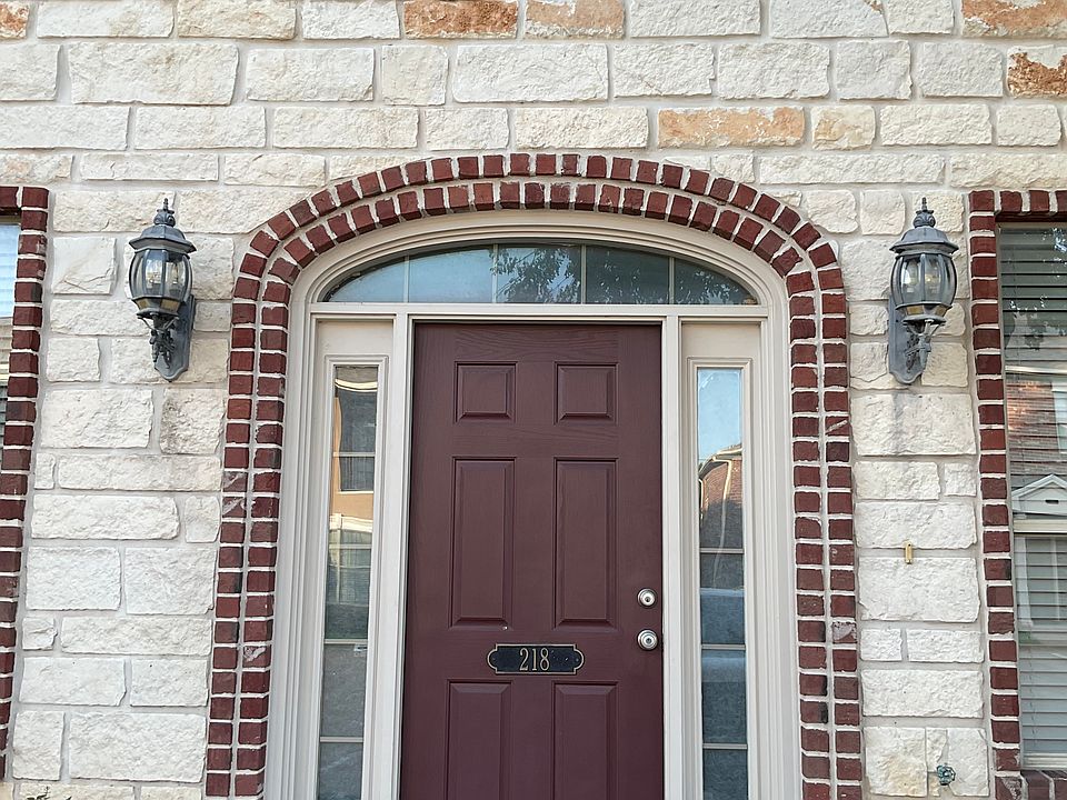 1st image of 218 Forest Dr