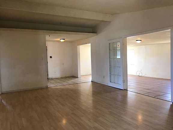 3rd image of 6572 Thomas Dr
