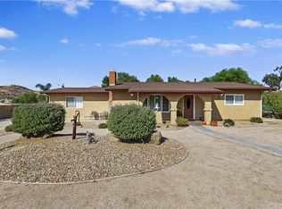 33343 Barber Rd, Saugus, CA 91390