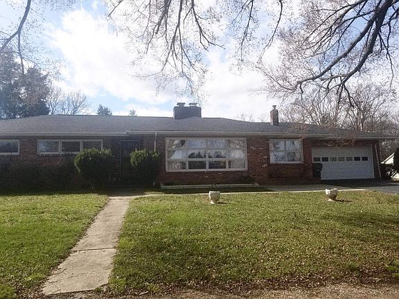 2nd image of 3940 Senior Ln
