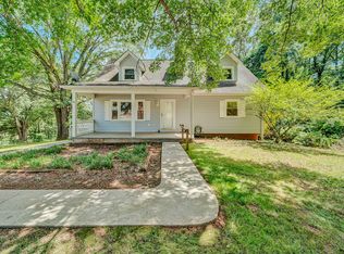 589 4th St, Buchanan, VA 24066