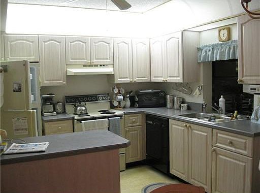 3rd image of 2 Via De Casas Sur #2010