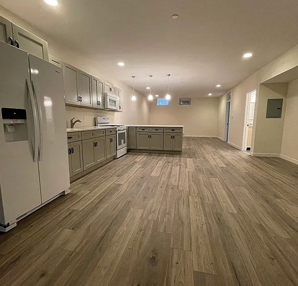 1317-19-n-franklin-st-basement-unit-11