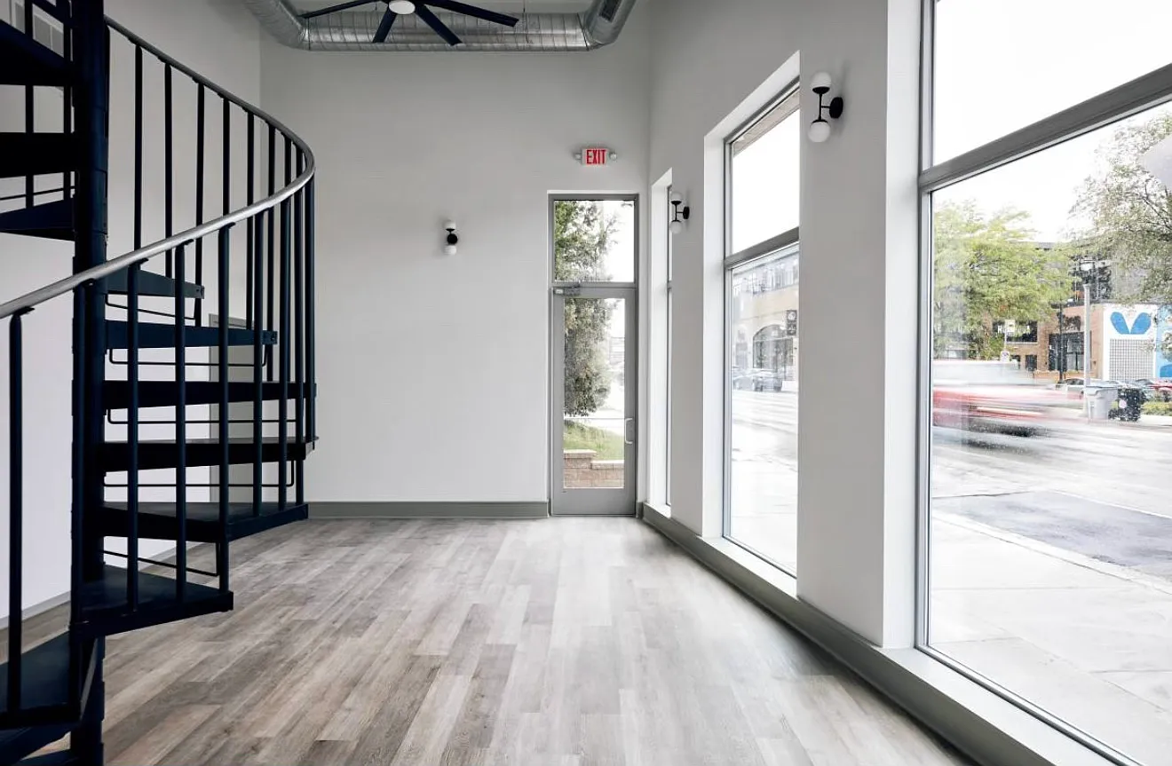 Studio, 850 sqft, $1,895 — Photo 1