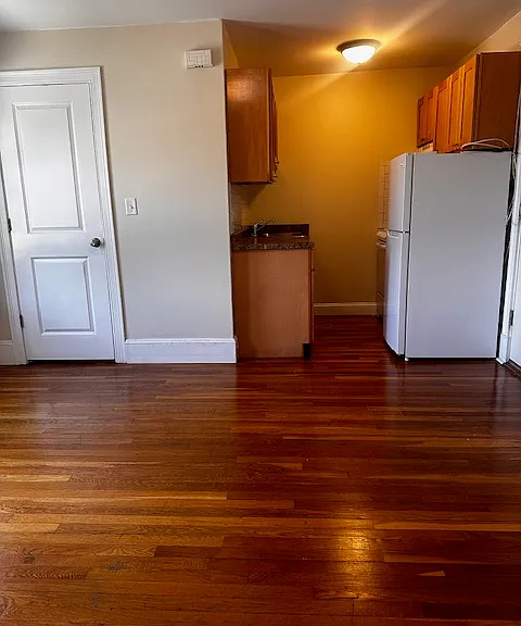 483 Newport Ave #2 — Photo 3