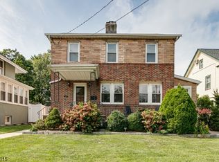 218 Galloping Hill Rd, Roselle Park, NJ 07204