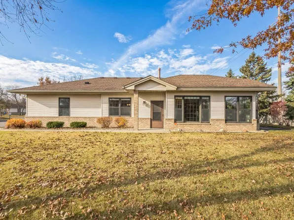 15073 Derby Cir, Rosemount, MN 55068