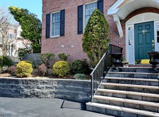 40 Spring Hill Cir #40, Wayne, NJ 07470