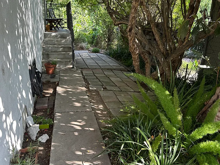 4933 Aldama St — Photo 15