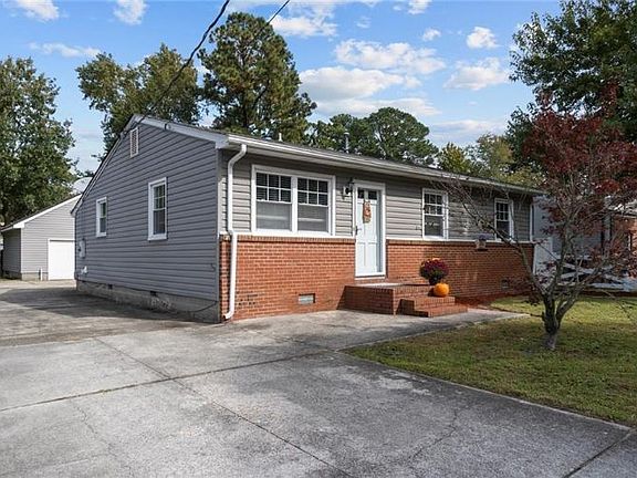 4th image of 2717 Halsey St