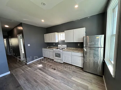 1834 Flagler St #1 Photo 1