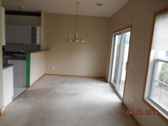 4th image of 1181 Bergmann Dr