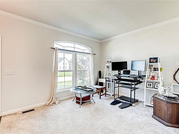 4th image of 13555 Moorcroft Dr