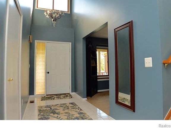 3rd image of 8430 Carpathian Dr