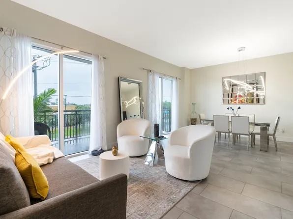 2631 NE 14th Avenue #205, Wilton Manors, FL 33334