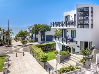 301 16th St, Manhattan Beach, CA, 90266