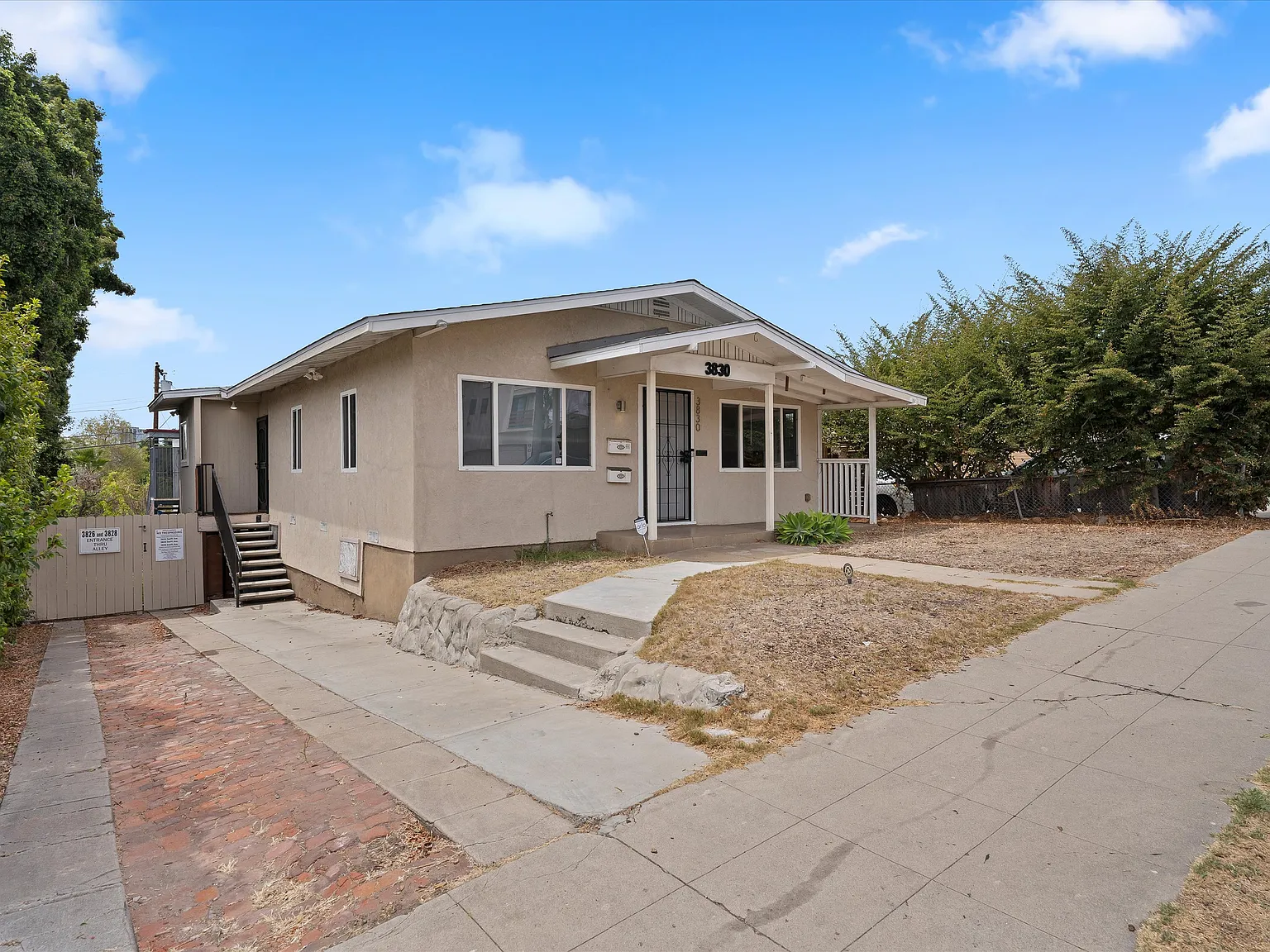 4 bed, $4,250 — Photo 2