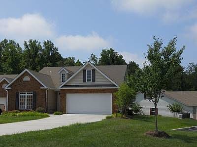 1st image of 110 Riverbirch Trce