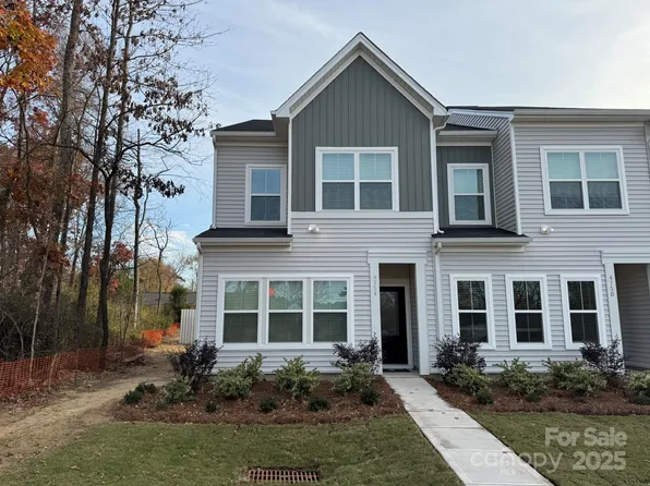 4754 Lakeview Rd N #19, Charlotte, NC 28216