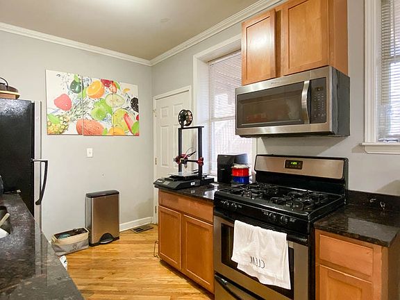 3rd image of 1619 W Wallen Ave #W2
