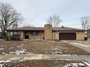 4012 Pleasant Valley Blvd, Rockford, IL 61114